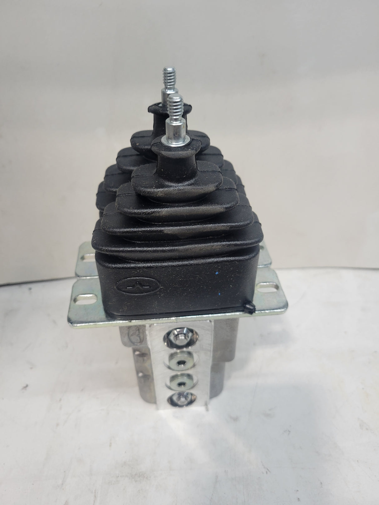 Traction Control Valve - TX-1000