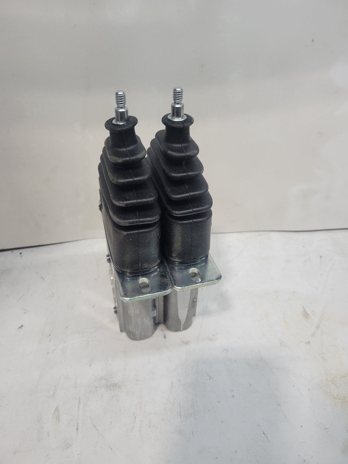 Traction Control Valve - TX-1000