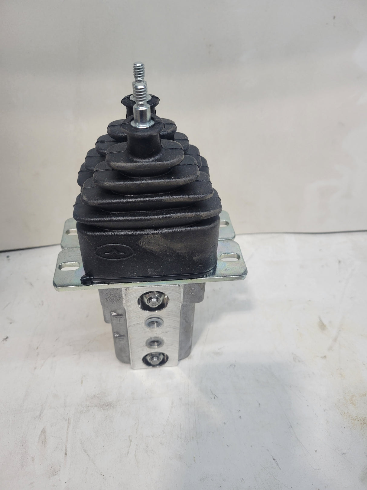Traction Control Valve - TX-1000