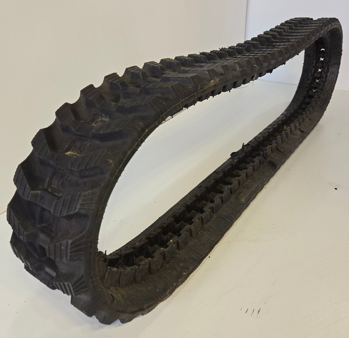 TRACK for TX-1000 Narrow (Classic), TX-1000 Turbo Narrow, TX-700 Narrow, Sprocket Driven Track - 138-0804 Aftermarket