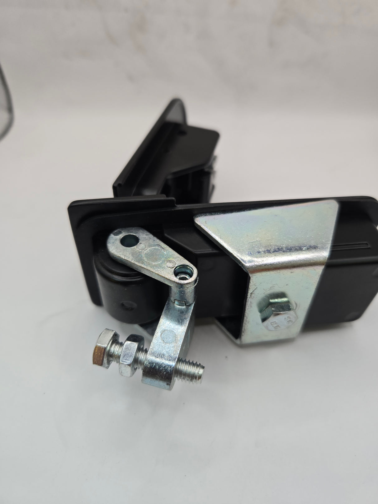 TX1000 / TX1300 Turbo Hood Latch